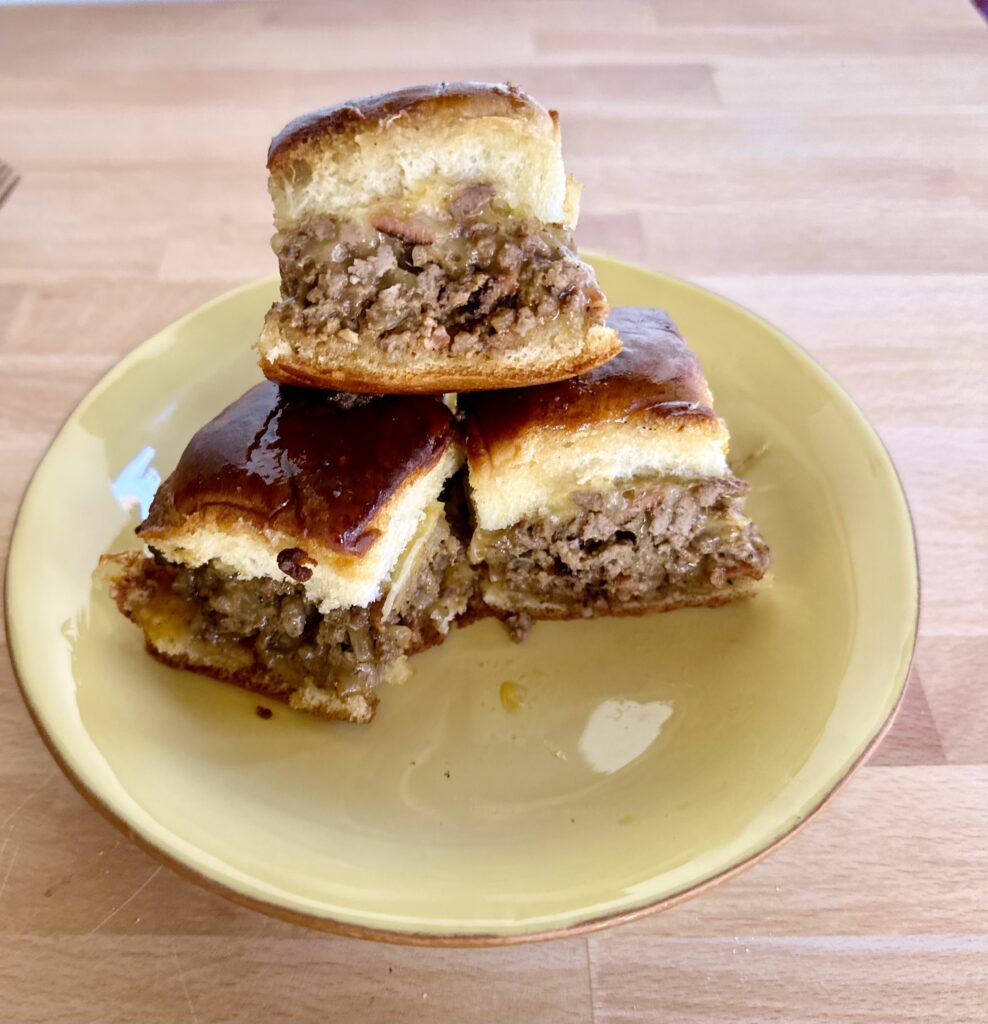 IMG_3278-988x1024 Baked Bacon Cheeseburger Sliders