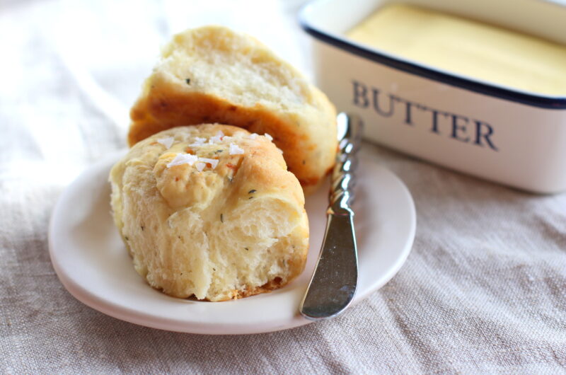 IMG_3908-800x530 Rosemary Ricotta Rolls