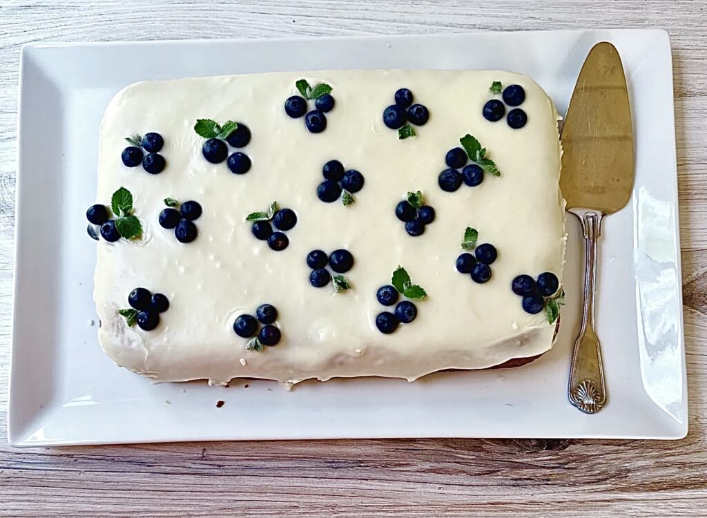 IMG_1425-1024x750 Blueberry Swirl Cake
