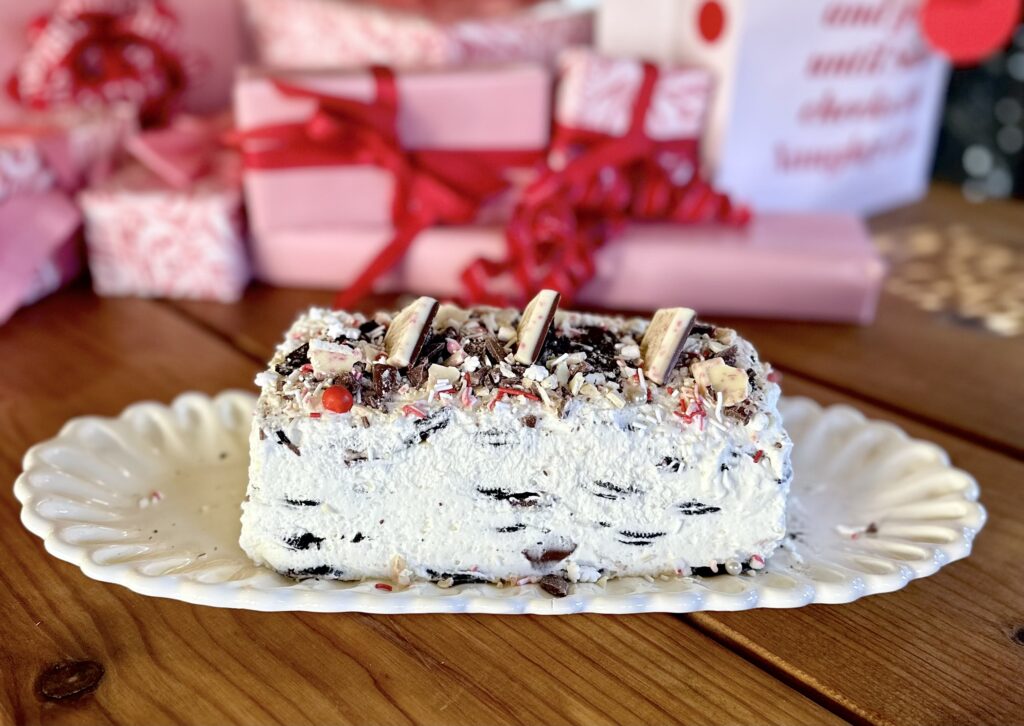 IMG_3216-1024x726 Peppermint Bark Ice Box Cake