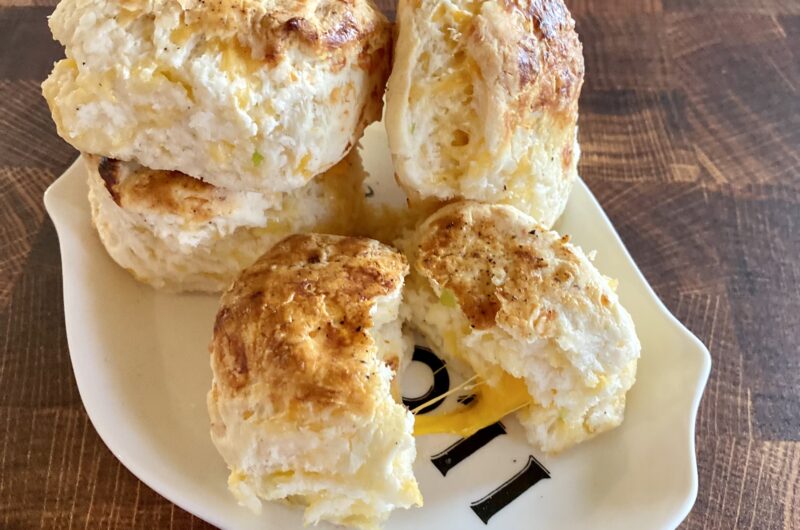 IMG_7380-800x530 Cheese Bomb Biscuits