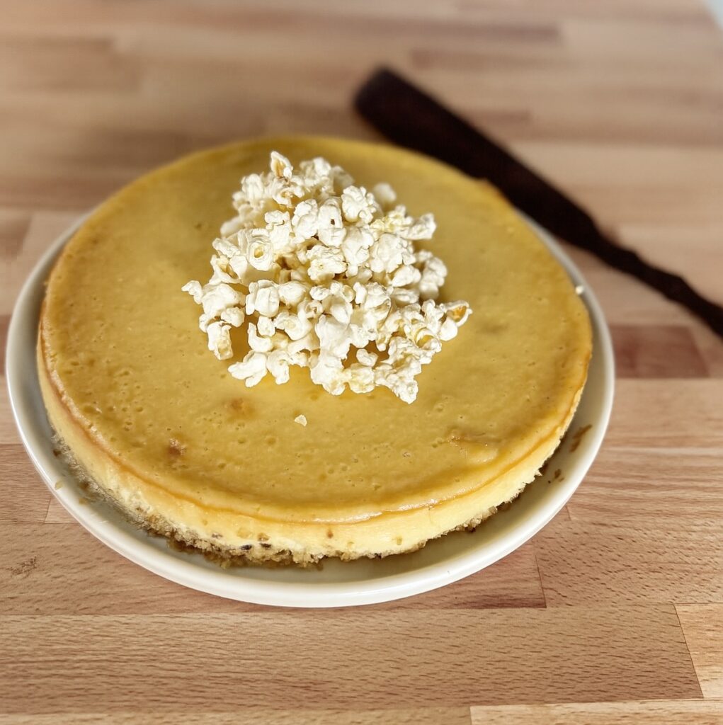 a655205c-aa44-4ce8-a374-096eccec49ef-1021x1024 Sweet Corn Cheesecake with a Popcorn Crust